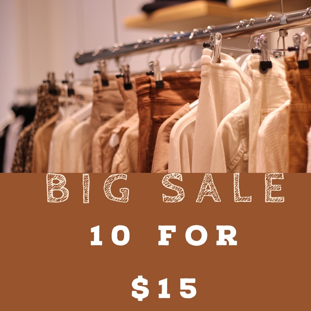 10 Items for $15 👚👖👗🧥👕🛍
